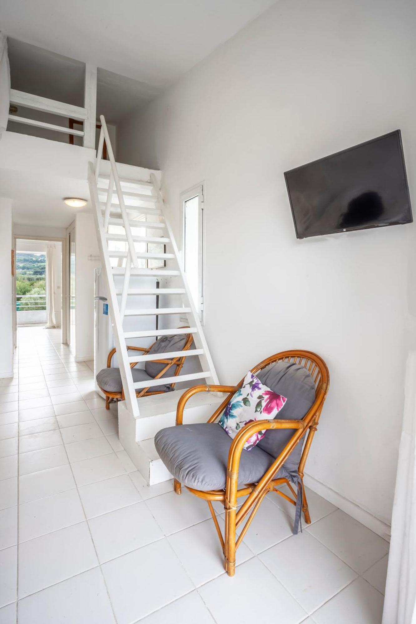 Akrotiri Apartment Πευκοχώρι Εξωτερικό φωτογραφία