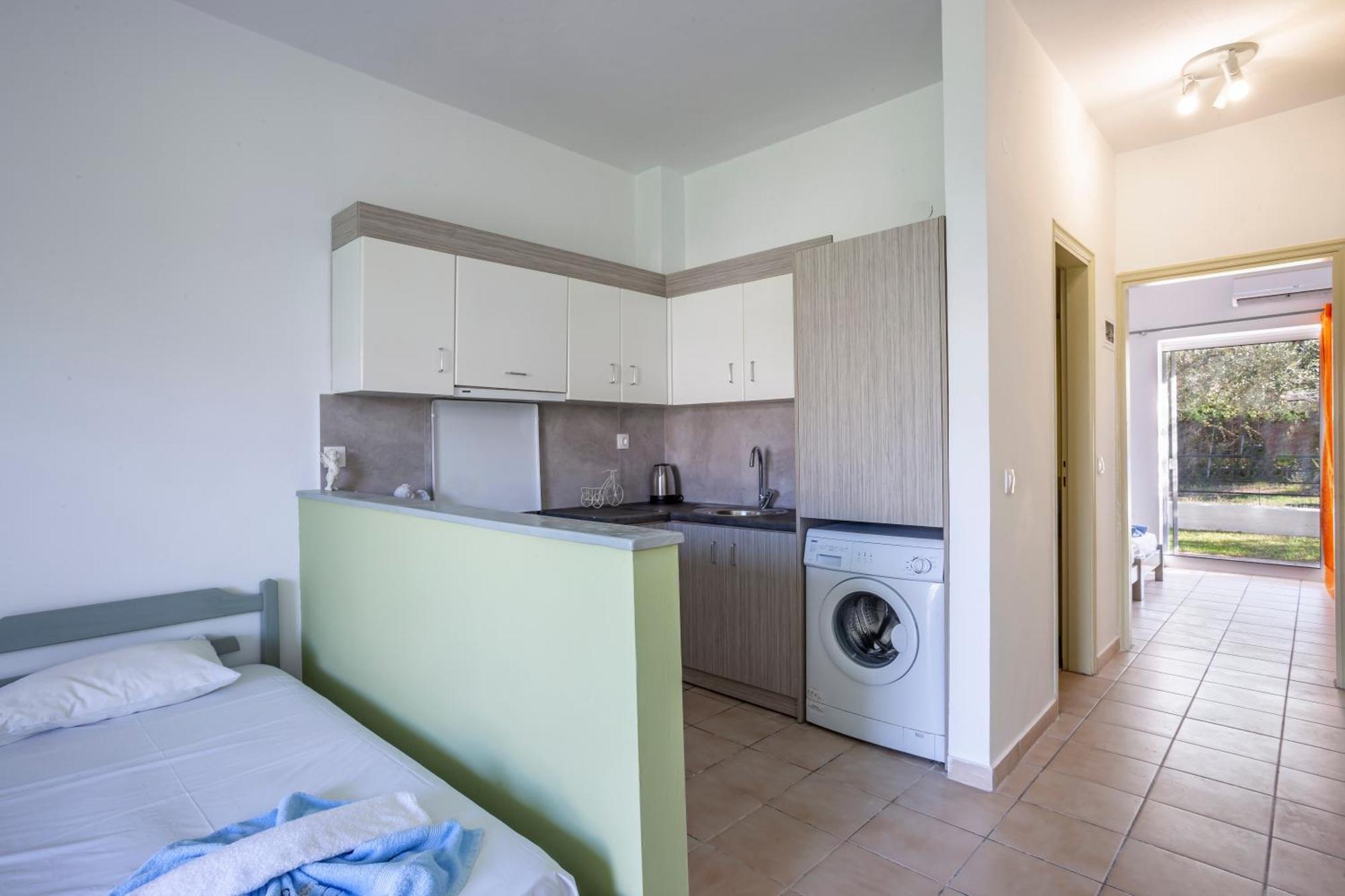 Akrotiri Apartment Πευκοχώρι Εξωτερικό φωτογραφία