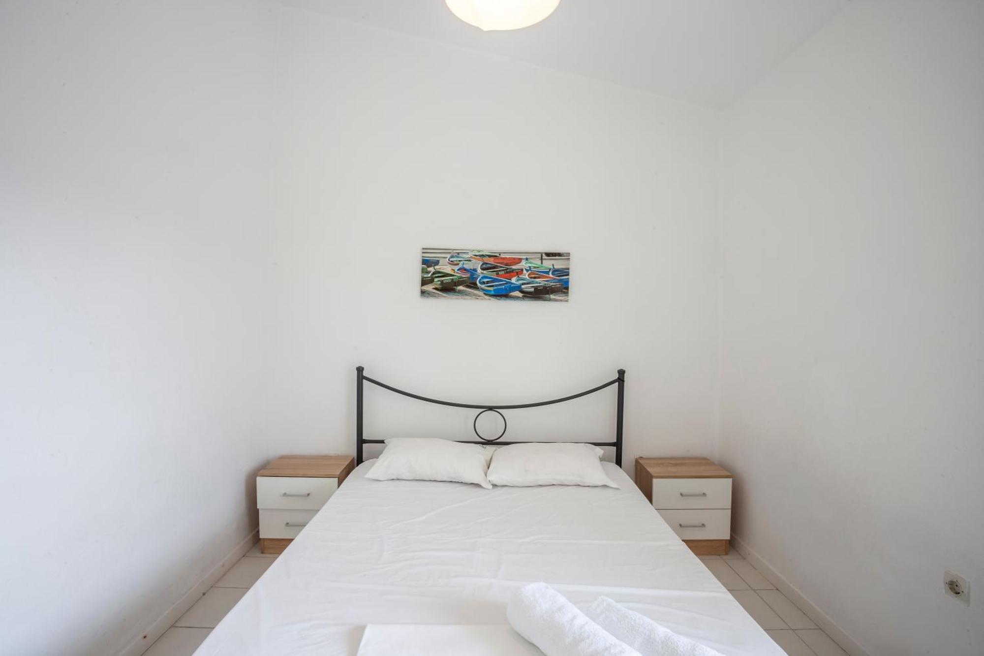 Akrotiri Apartment Πευκοχώρι Εξωτερικό φωτογραφία